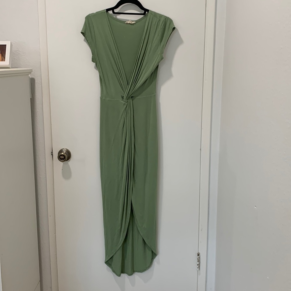 Light green stretchy long midi dress